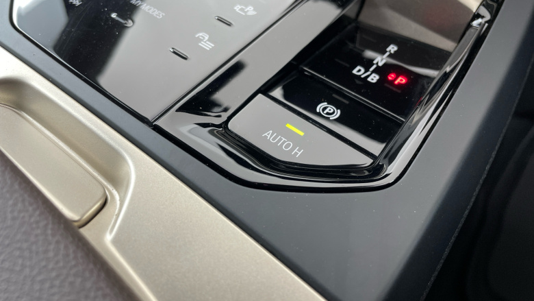 BMW iX 240kW xDrive40 M Sport 76.6kWh 5dr Auto Electric Estate